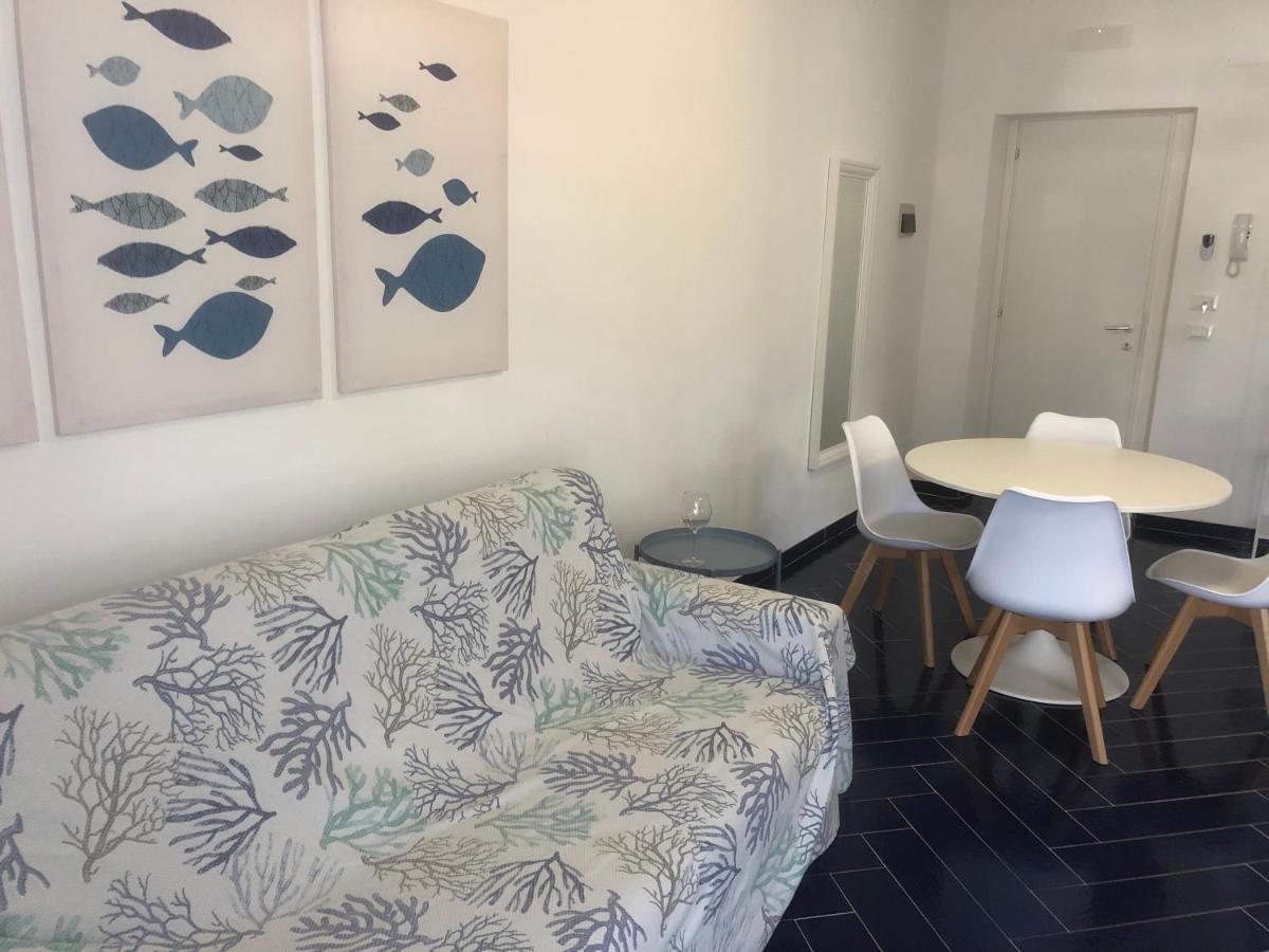 Casa Vacanze Playa 54 카스텔라마레델골포 외부 사진