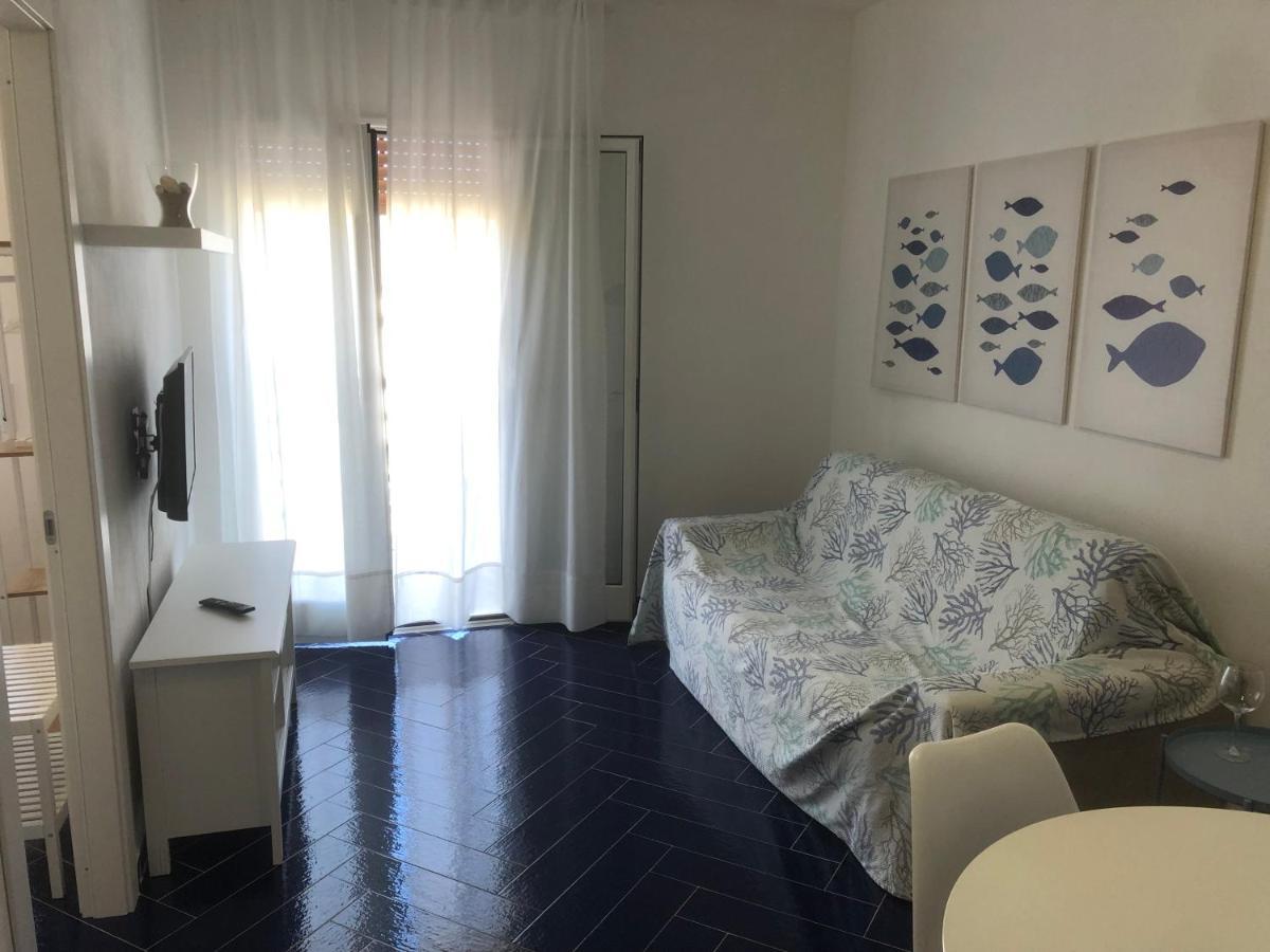 Casa Vacanze Playa 54 카스텔라마레델골포 외부 사진