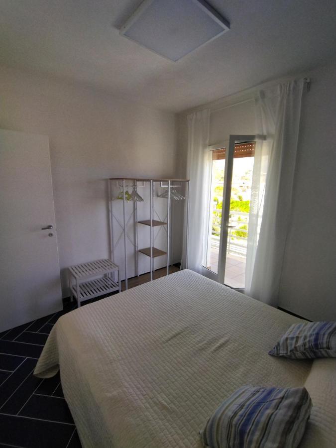 Casa Vacanze Playa 54 카스텔라마레델골포 외부 사진