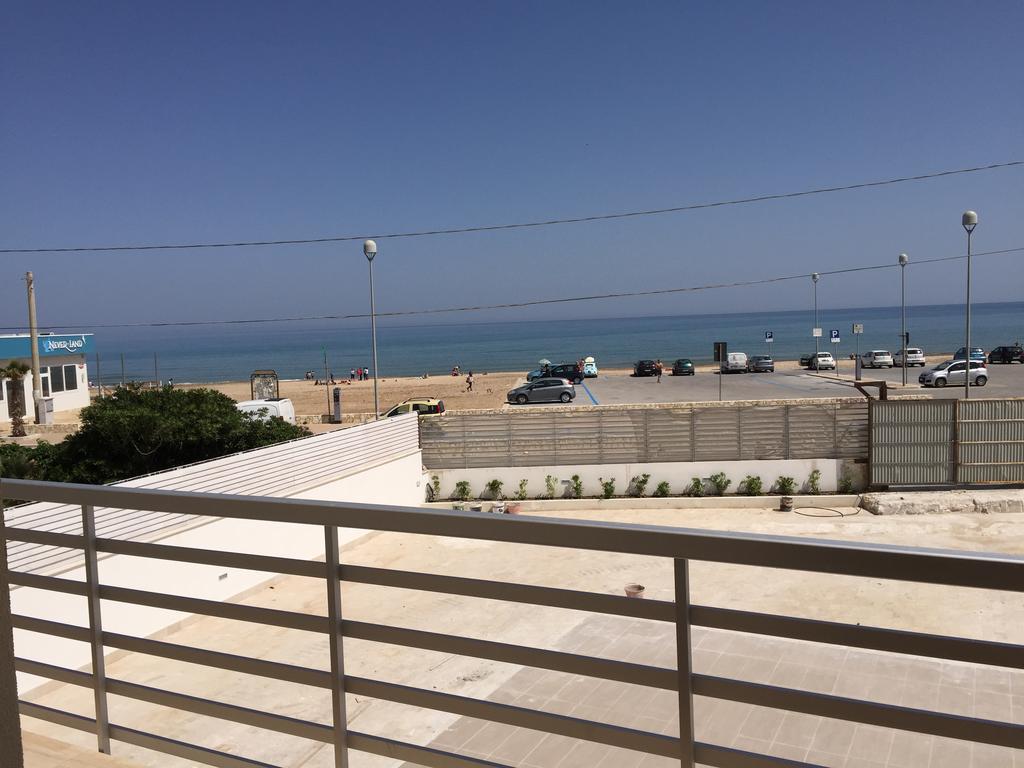 Casa Vacanze Playa 54 카스텔라마레델골포 외부 사진